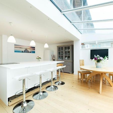 Aderta Stylish House Villa Poole Exteriör bild